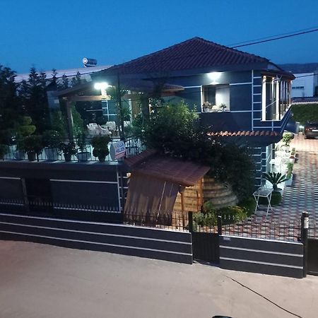 Villa Heljos Apartaments Vlore Luaran gambar