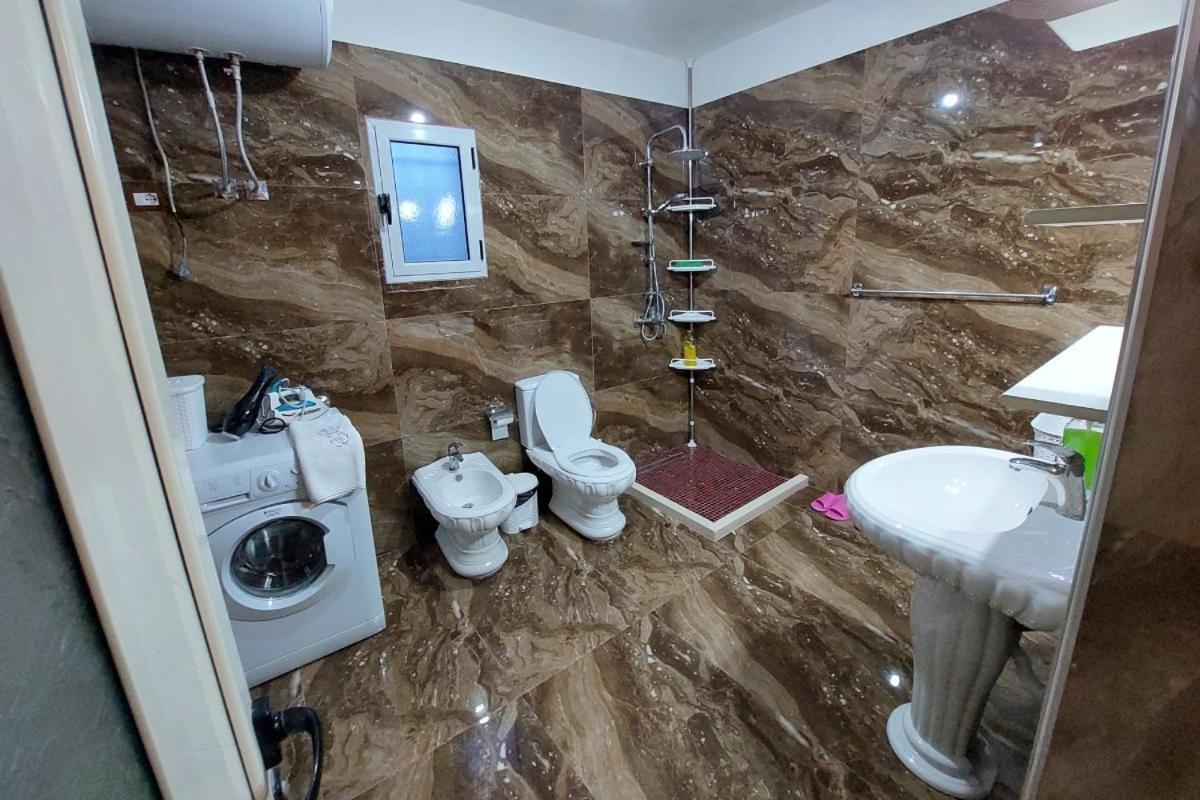 Villa Heljos Apartaments Vlore Luaran gambar