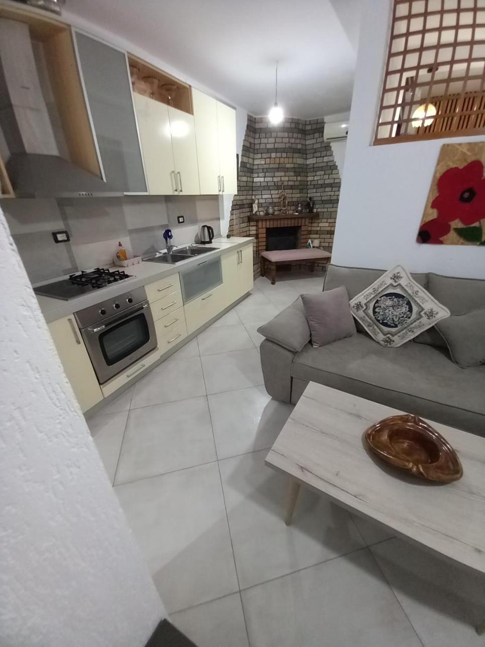 Villa Heljos Apartaments Vlore Luaran gambar