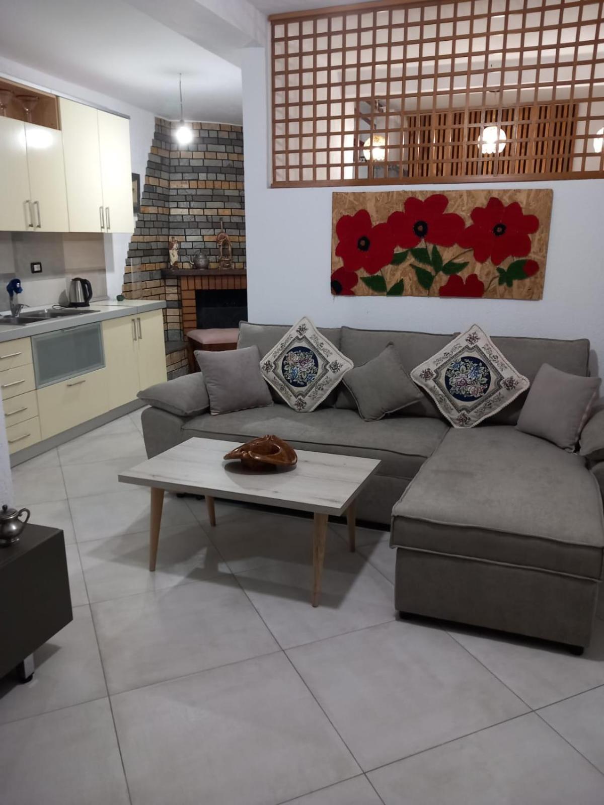 Villa Heljos Apartaments Vlore Luaran gambar