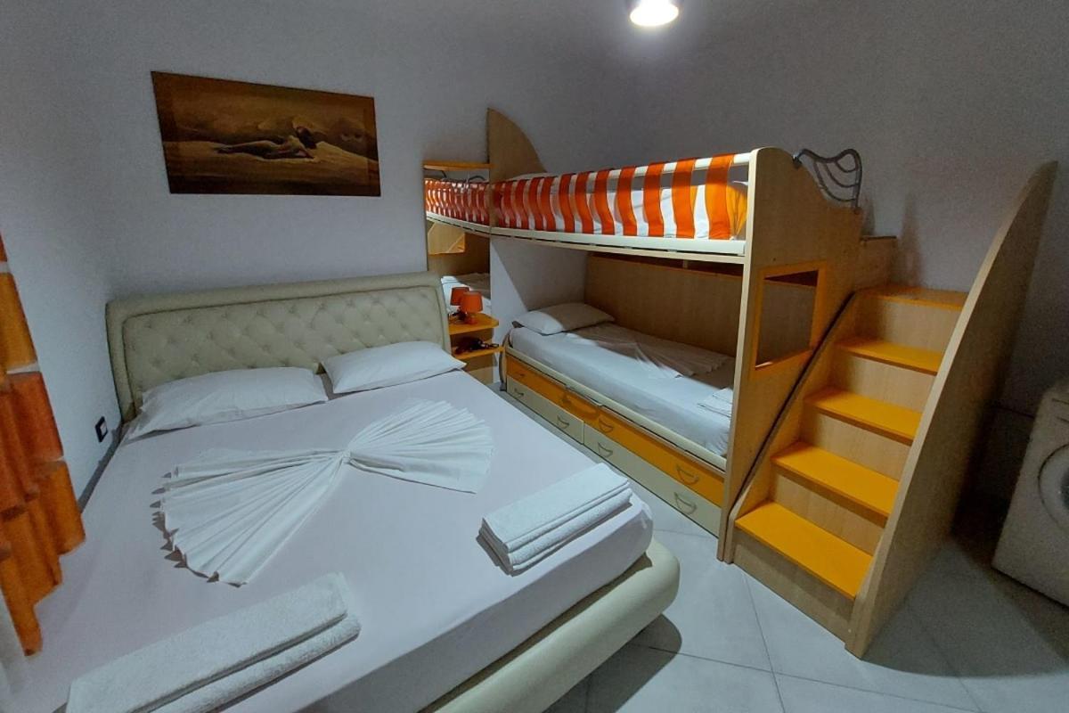 Villa Heljos Apartaments Vlore Bilik gambar